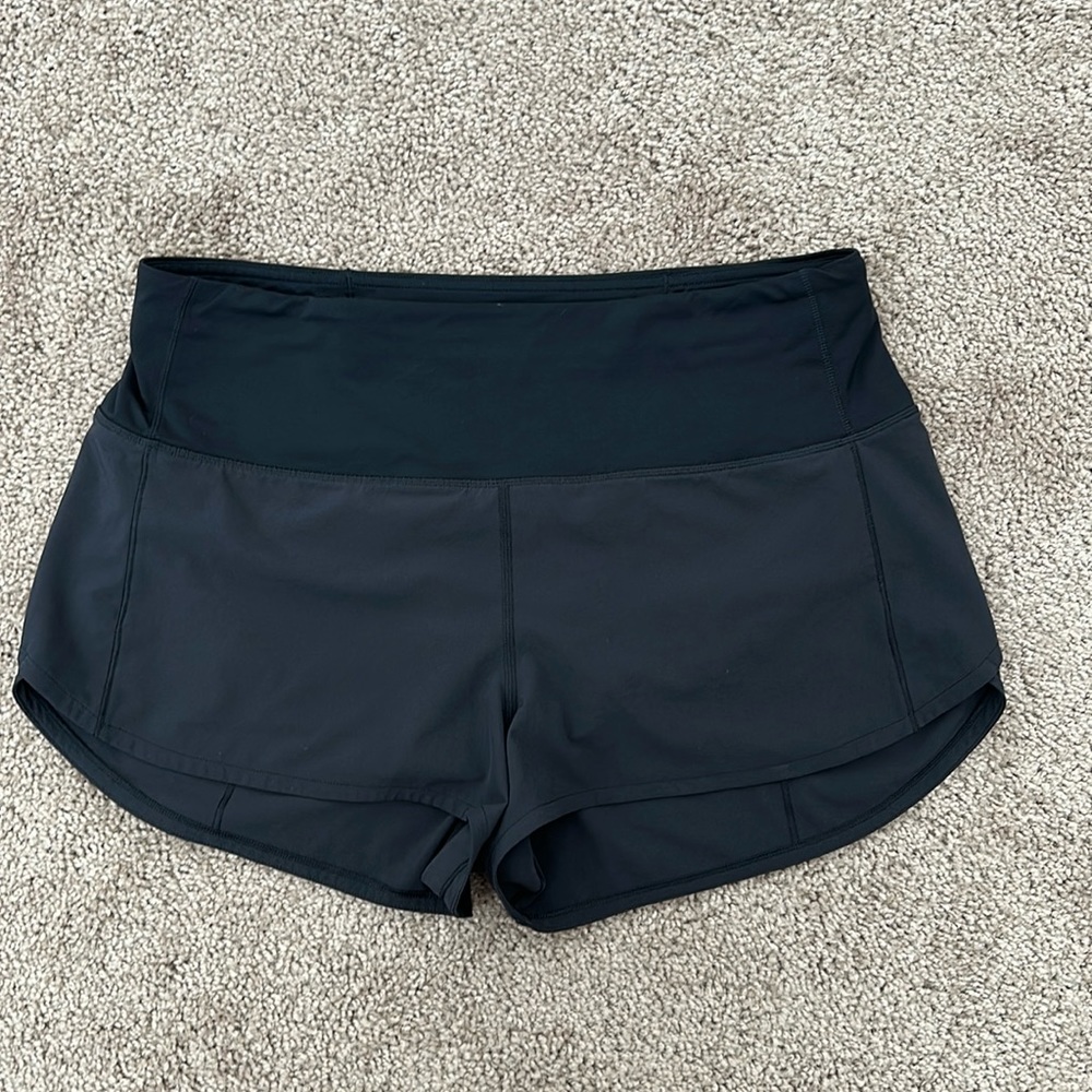 Lululemon Speed Up Mid Rise 4” Size 10 Like New